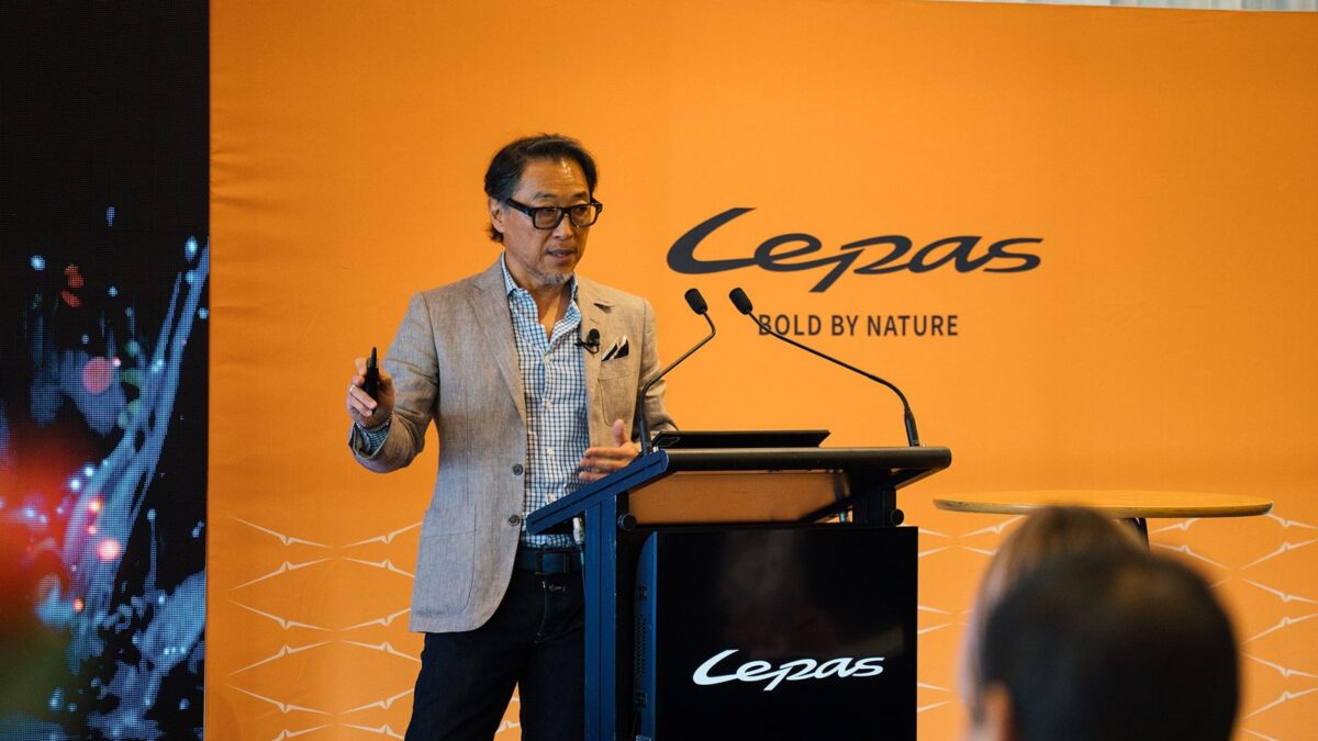 Steve Eum speaking at the Lepas preview