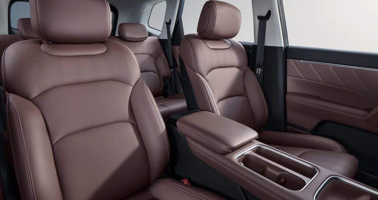 Wuling Eksion brown leather seats and centre console