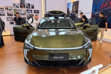 Exlantix ES GT shooting brake front view at the Exeed summit in Shanghai