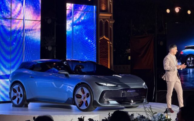 Lepas Aura wagon concept on stage at its reveal in Wuhu, China