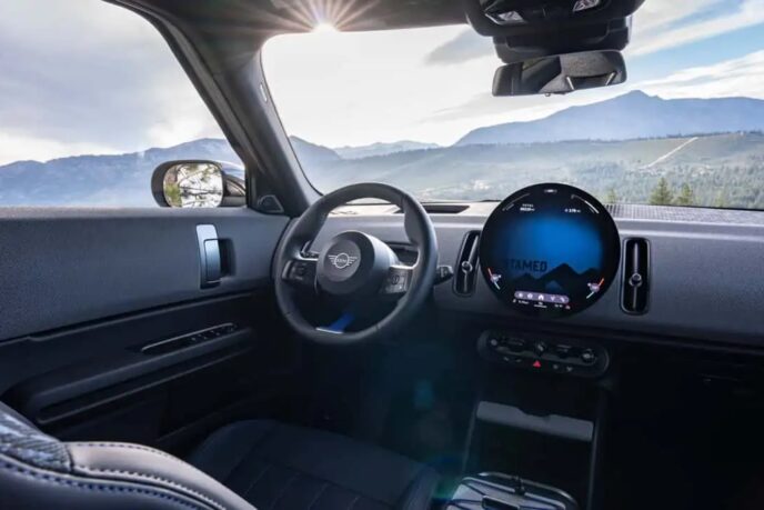 Mini Countryman Untamed Edition interior