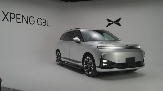 Silver pre-production XPeng G9L at the preview event